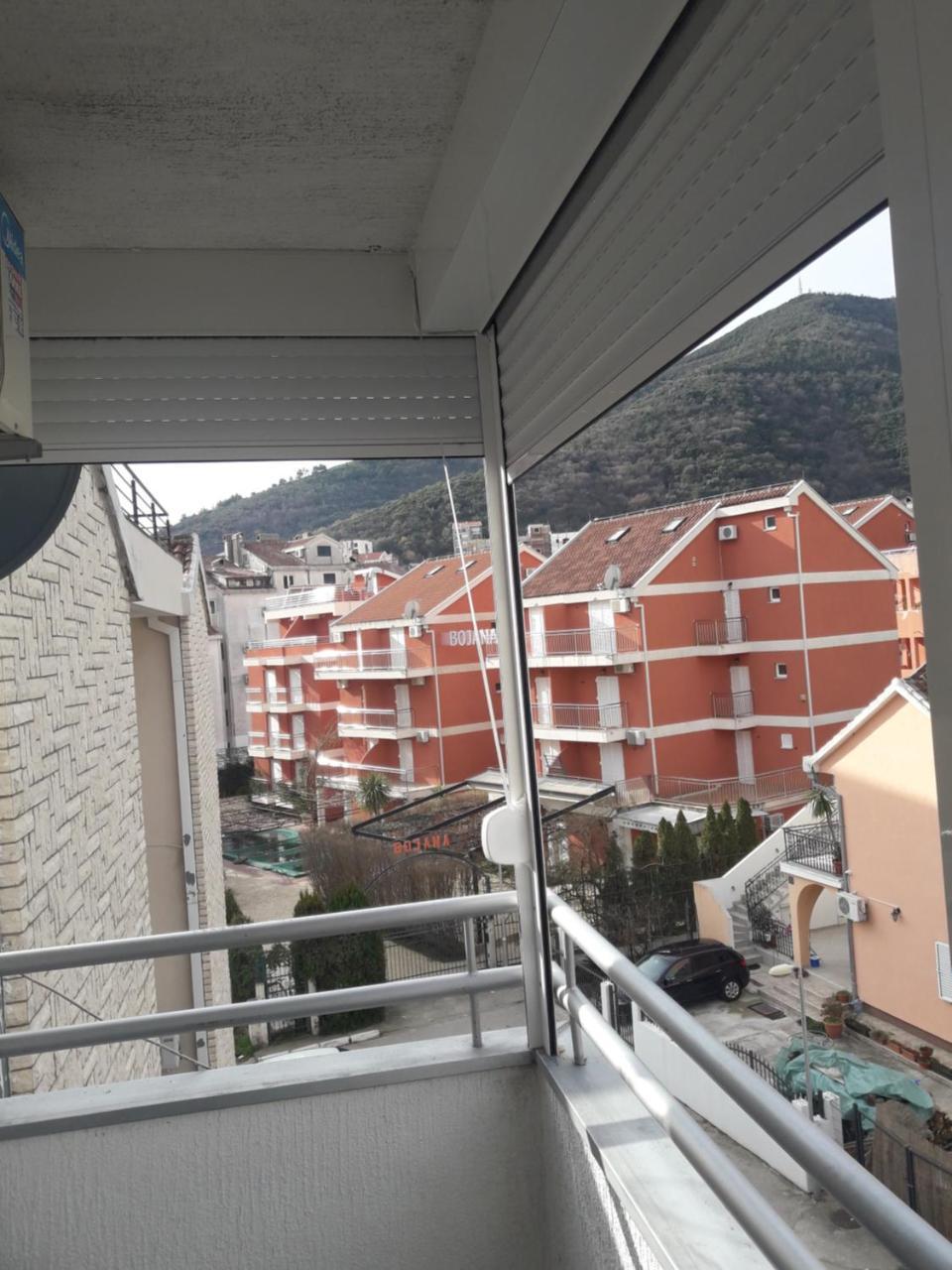 Flat Una Budva Exterior photo